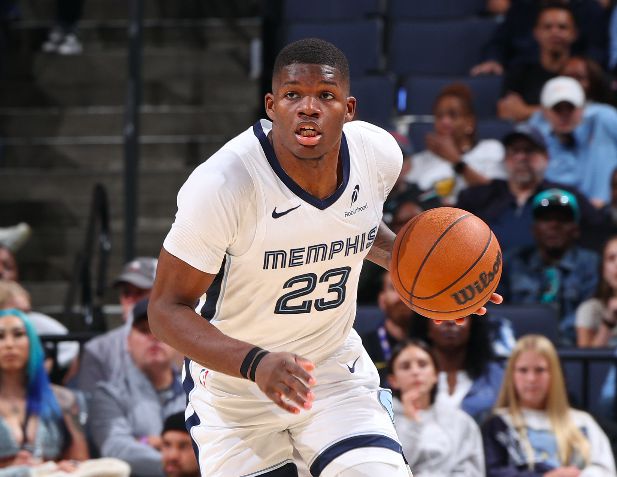 Career night! Coward, the No. 11 pick, made 6 of 6 three-pointers and scored 27 points, with a plus-minus of +36.
