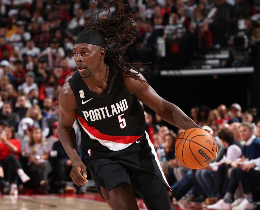 The Trail Blazers scored 8 three-pointers in the second quarter to hold on to the score. Holiday & Reese made 7 of 7 from the outside in a single quarter.