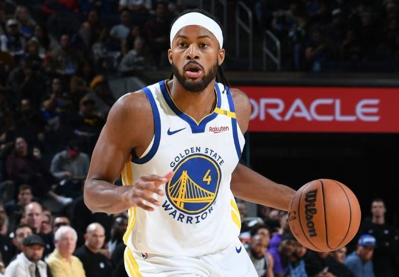 Moody hit the 300th three-pointer of his career, the fourth fewest in Warriors history.