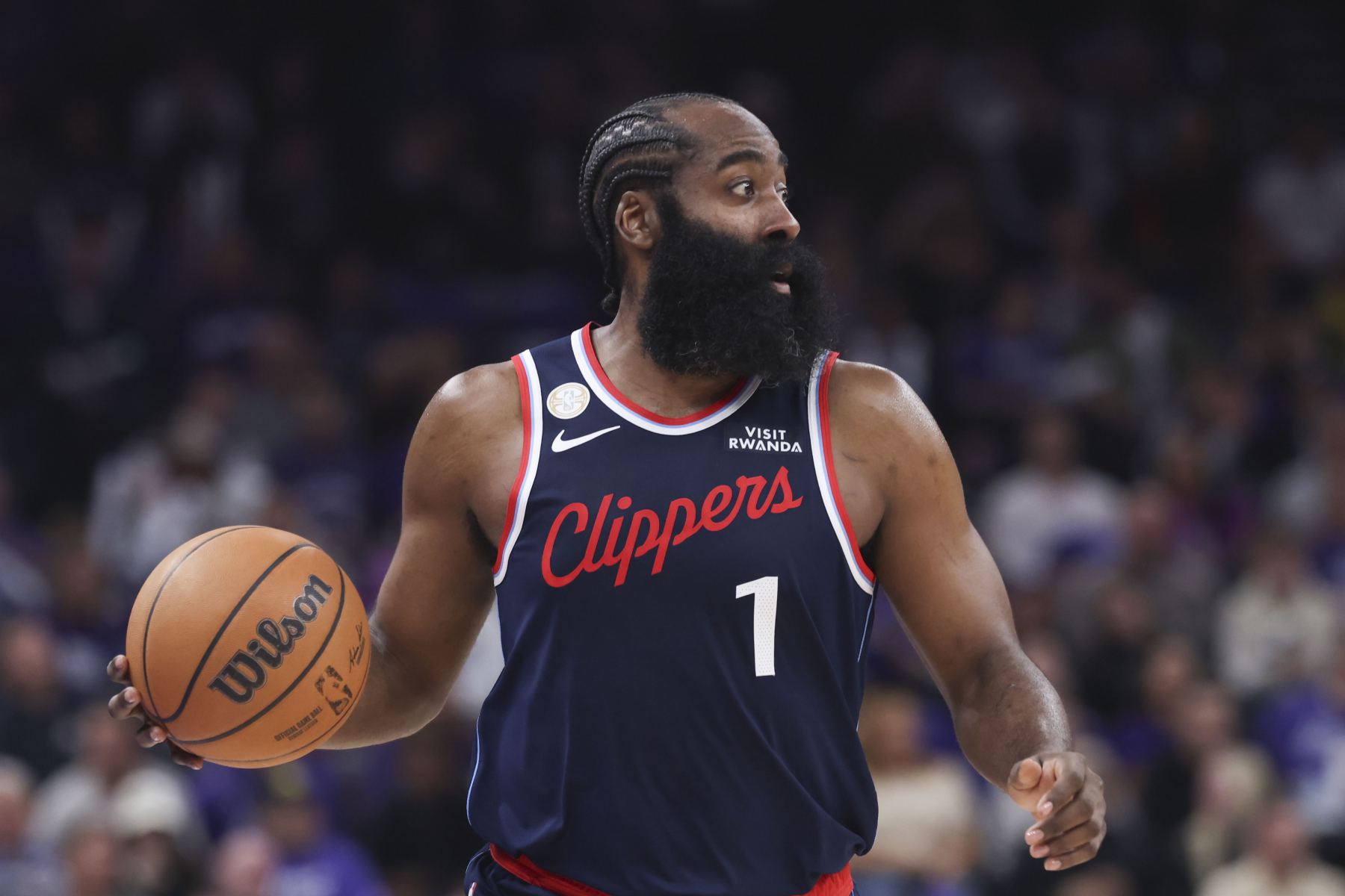 Can't get off at all! Harden made 4 of 6 three-pointers in the half and scored 23 points, 6 rebounds and 5 assists.